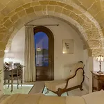 בית חווה Tenutayala - Residenza Agrituristica פראביטה