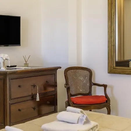 Tenutayala - Residenza Agrituristica ファームステイ *