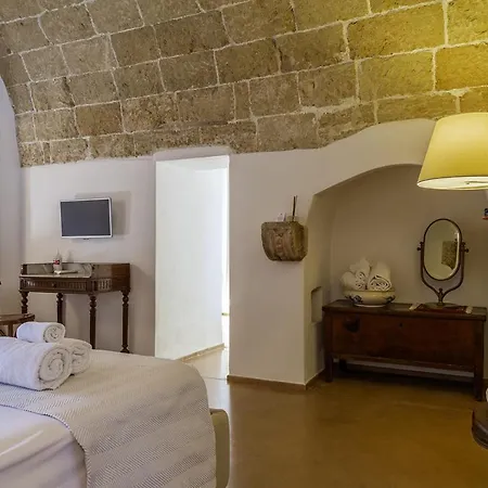 Tenutayala - Residenza Agrituristica * Parabita