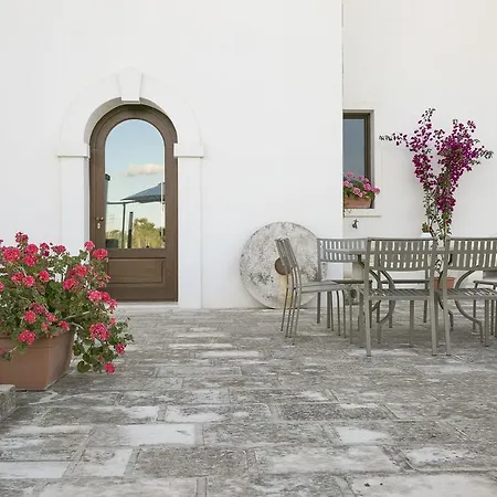 Tenutayala - Residenza Agrituristica Farm stay *