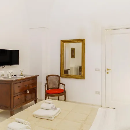 Tenutayala - Residenza Agrituristica * Parabita